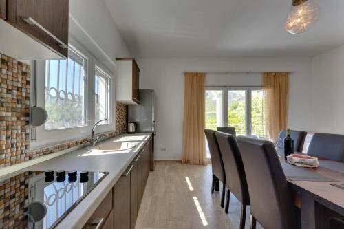 Oprema, Yokana Villa & Pool in Sotonići