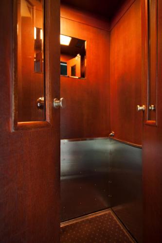 Daniel Griffin Aparthotel by Artery Hotels - image 3