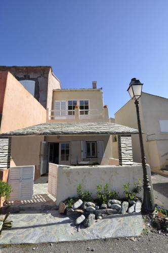 La Maison Loulou pour 8 personnes gîte à louer Saleccia