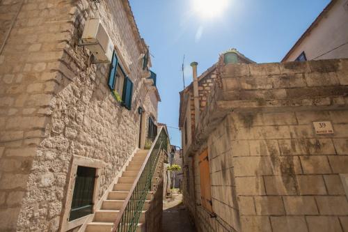 Guesthouse Ana Trogir Old Town 4