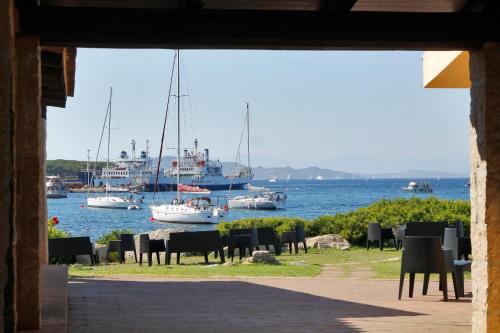 Club Esse Posada Beach Resort - 정원