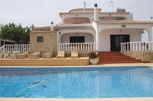  Apartamentos Villa Guerreiro, Unterkunft in Albufeira