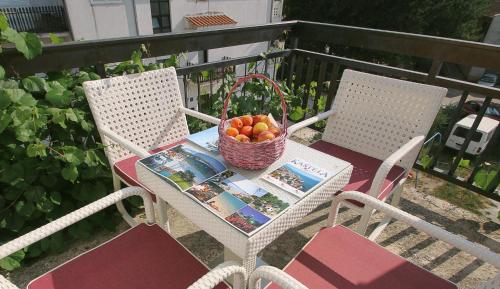 Pemandangan luar, Apartments&Room Babic in Kastela