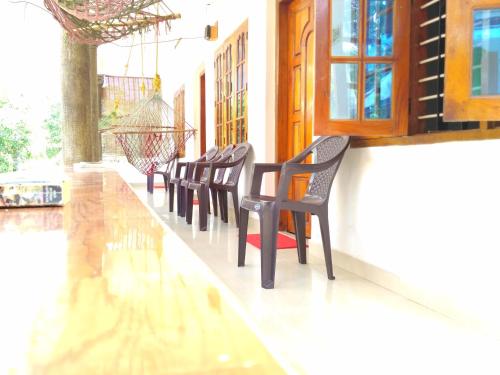 Double or Twin Room with Balcony image 2
