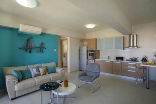 Marianna Suite - image 6