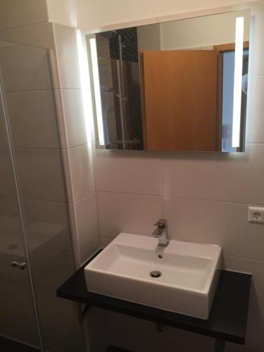 Apartment Goethe 1.8km von Binzen entfernt