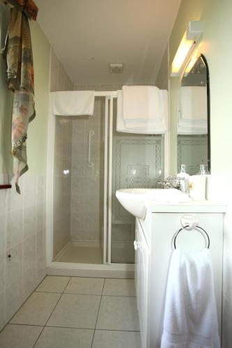 Doogarry House B&B - image 5