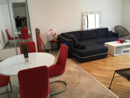 Luxury Apartments Trend - main image