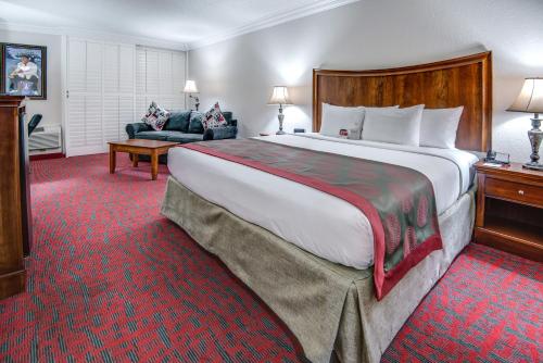 Ramada by Wyndham Metairie New Orleans Airport