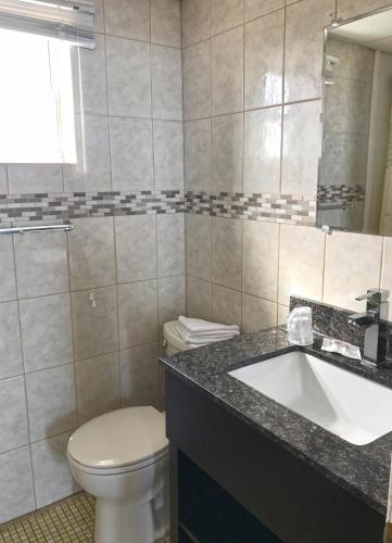 Skyview Manor Motel Skyview Manor Motel is a popular choice amongst travelers in Seaside Heights (NJ), whether exploring or just passing through. Featuring a satisfying list of amenities, guests will find their stay at t