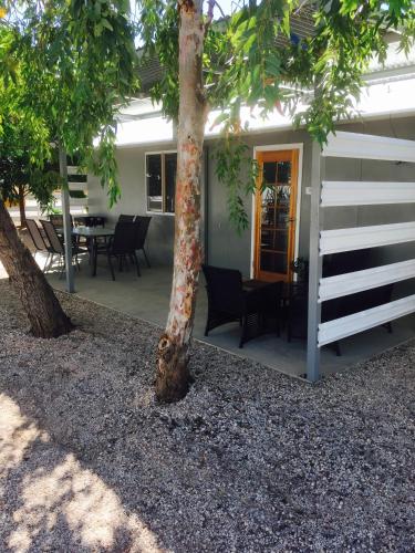 Cottage on Cork - Muddy Cottage in Vintona (QLD)