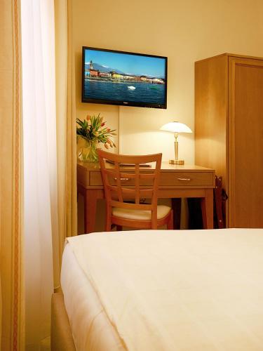 Hotel Garni Golf - image 7