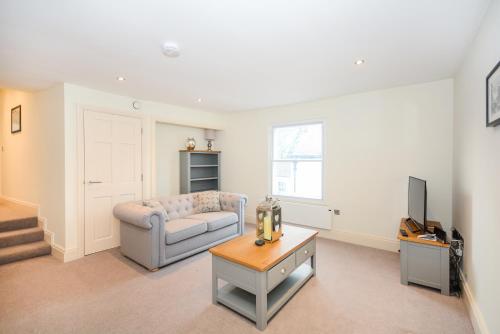 Minster's Keep- Stylish Apartment Near York Minster