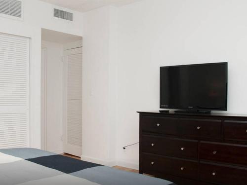 Stunning Sea view Apt in Hollywood Beach - image 8