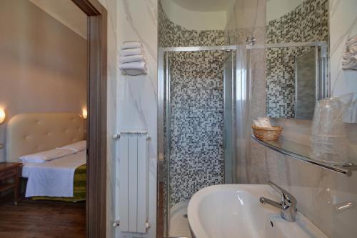 Hotel Universo - image 7