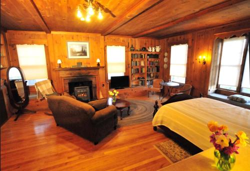 The Brewster Inn