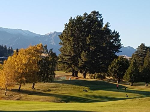 Copper Beech Wanaka - Luxury Accommodation — Photo 4