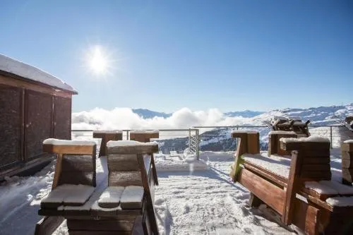 Berghaus Nagens-- Nur mit der Gondelbahn Erreichbar in Flims, Schweiz