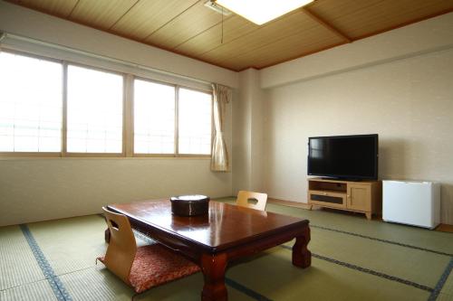 Japanese-Style Quadruple Room