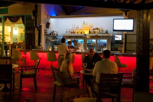 Rebin Beach Hotel - image 7