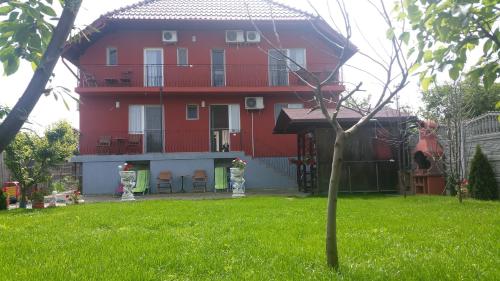 tuin, Family Pension in Arad