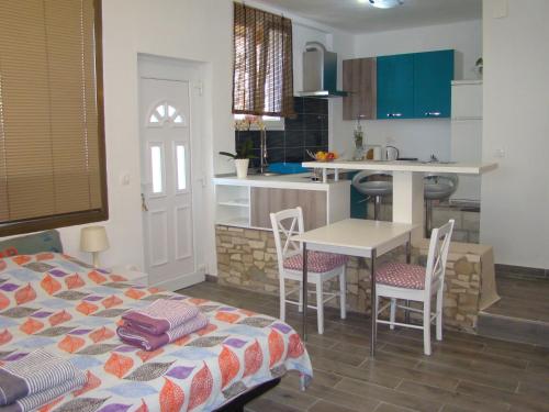  Apartment Angie in Korčula
