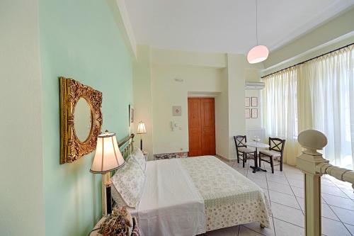 Antouanetta Apartments - image 11