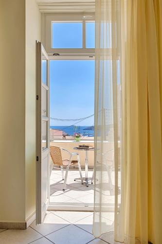 Antouanetta Apartments - image 4