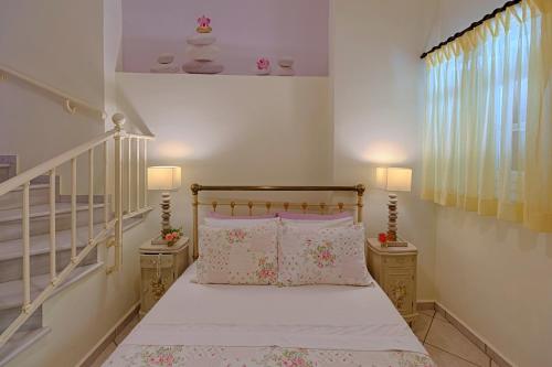 Antouanetta Apartments - image 2