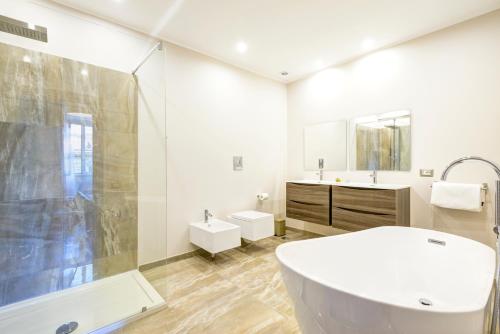 RHS Rienzo Suites - image 3