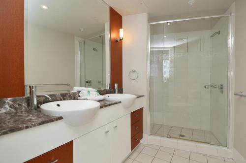 Two-Bedroom Apartment - Apartment 2305 image 8