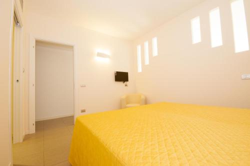 2 bedrooms, 4 beds