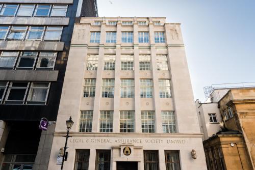 No.8 Waterloo Street - image 10