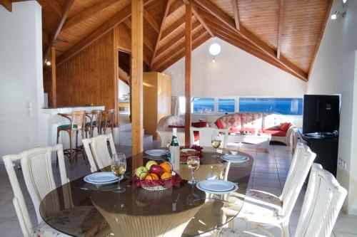 Boulevard Aetos Suites 3