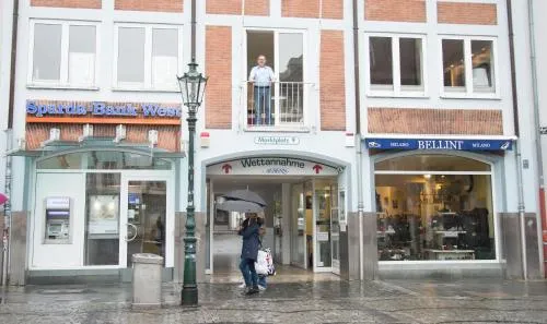 Apartement mit Dachterrasse - bei Curth klingen - Teilen Sie uns Ihre Ankunfszeit mit in Düsseldorf, Deutschland