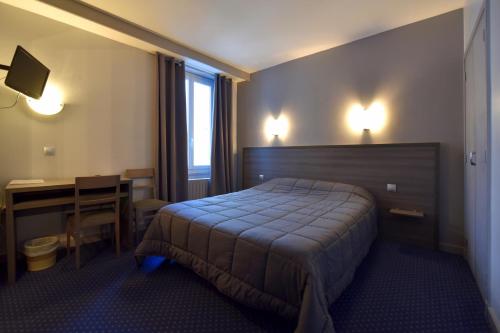 Logis Hôtel Saint Jacques - image 7