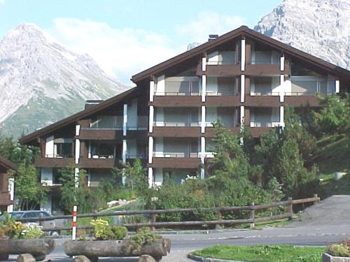  Haus Brüggli B24 in Arosa