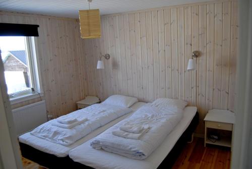 Lakeside House in Lapland in Skaulo