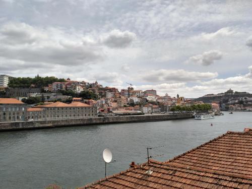 Vista sobre o Rio gîte à louer Regadas