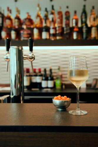 Square Hotel - image 11