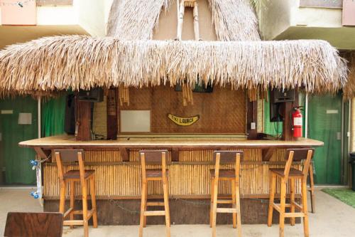 Banana Bungalow West Hollywood Hotel & Hostel - 숙소 외관
