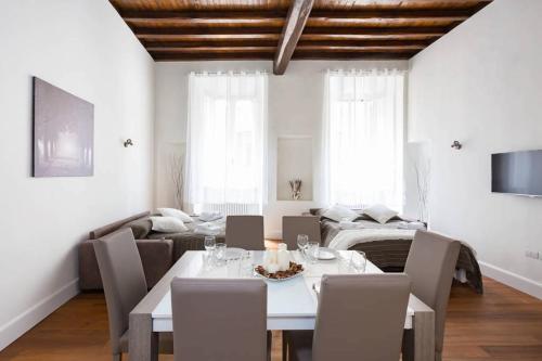 Campo Marzio Boutique - image 7