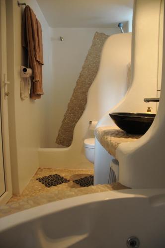 Starlight Luxury Studios - image 12