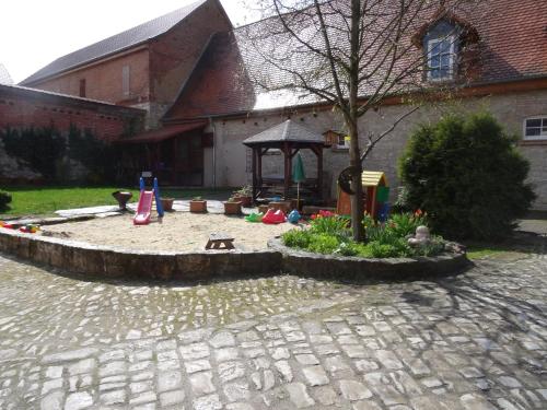 Hotelli välisilme, Gutshof Großheringen - Doppelzimmer in Großheringen