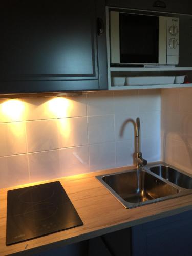 Kitchen, Appartement Hippolyte near Tous Les Plaisirs Du Pain