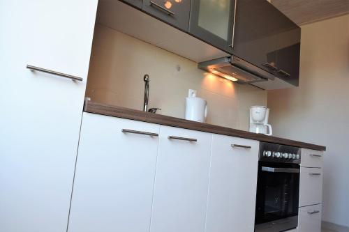 Apartments Rab Citty Vieew - image 3