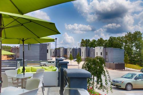 Z Loft Extended Stay Hotel - 숙소 외관