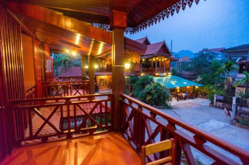 Zuela Guesthouse and Restaurant near Louang Namtha Flygplats