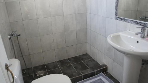 Marcos Rooms - image 6