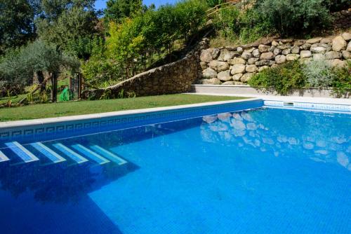 El Vergel de Chilla tiene 3 alojamientos Abejas 1 Abejas 2 y Libélula - image 10